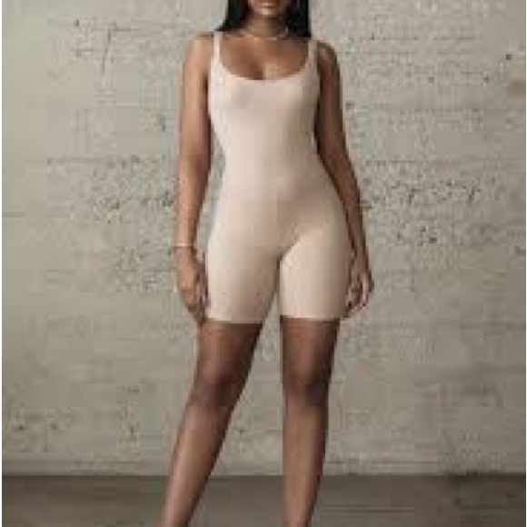 Black JLUX Zola Ribbed Romper - Picture 3 of 6